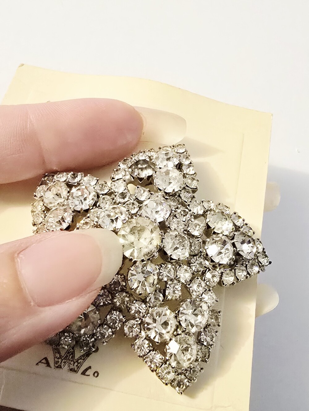 Albert Weiss vintage rhinestone 50s Star Flower Brooch Dead stock original card - Picture 6 of 9